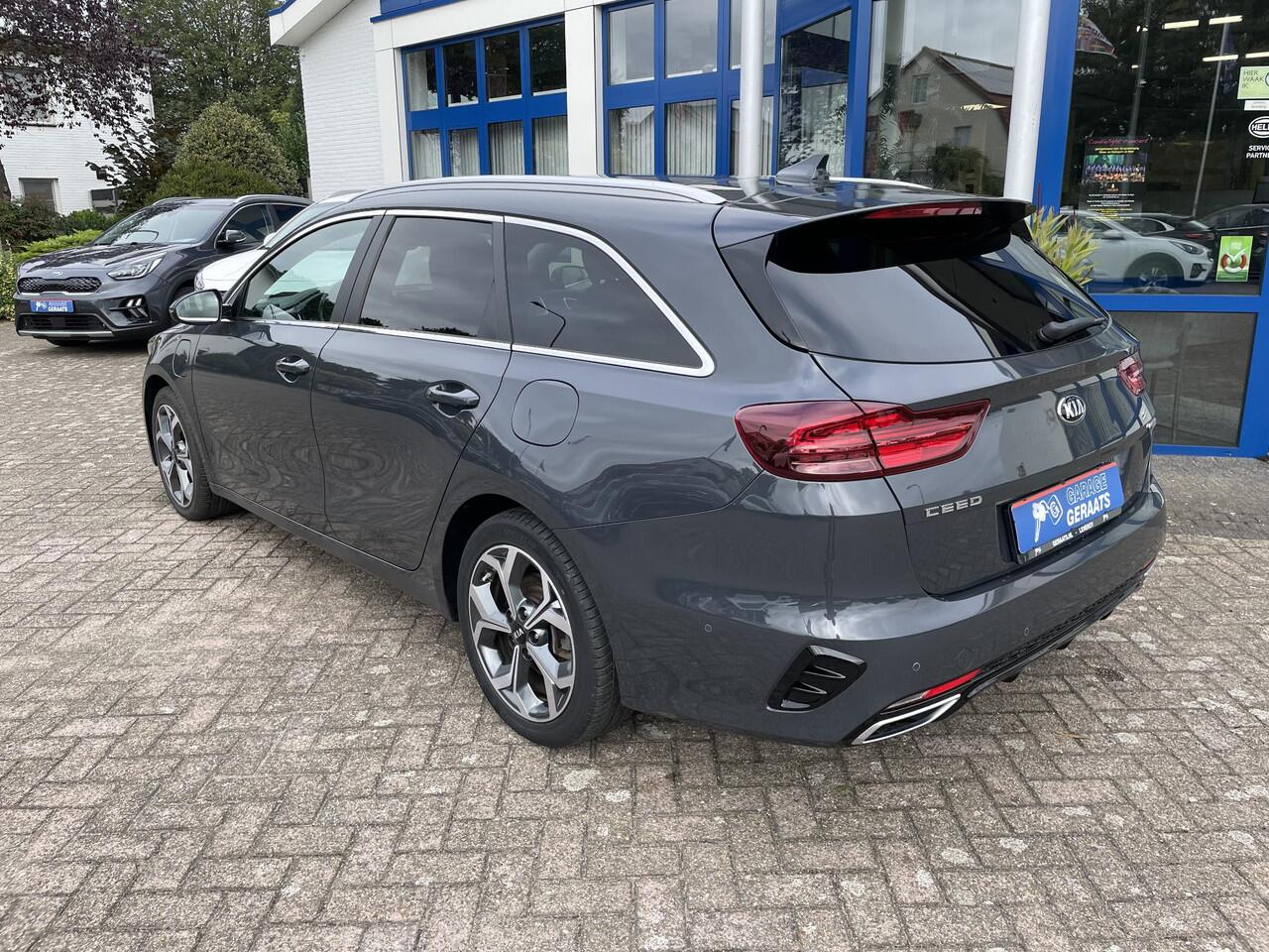 KIA CEE D Ceed Sportswagon 1.6 GDI PHEV ExecutiveLine FULL OPTION | 10 jaar garantie, Schuifdak, Stoelventilatie, Digitaal Display, Leer, Elektr. achterklep, 1e eigenaar, Dealer onderhouden, 1300kg trekgewicht!