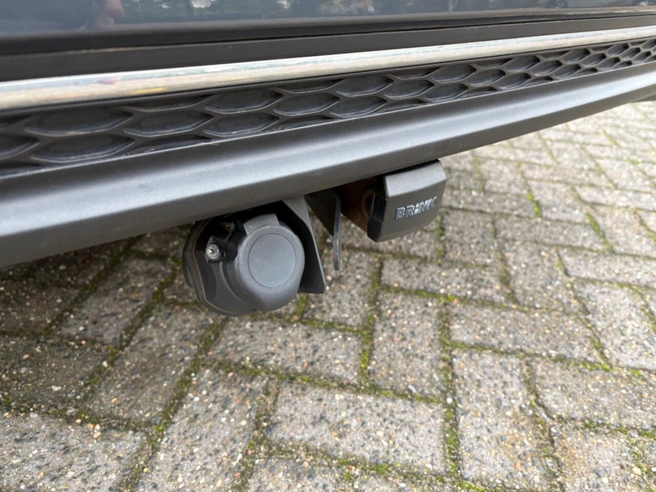 KIA CEE D 1.0 T-GDI MHEV Automaat Navigatie Haf Leder Trekhaak afnb