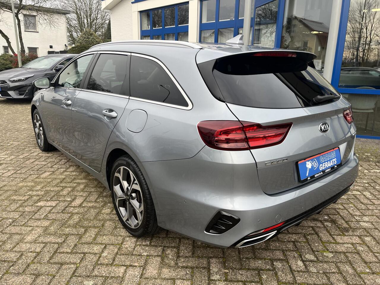 KIA CEE D Ceed Sportswagon 1.6 GDI PHEV ExecutiveLine FULL OPTION | 10 jaar garantie, Schuifdak, Stoelventilatie, Digitaal Display, Leer, Elektr. achterklep, Dealer onderhouden, 1300kg trekgewicht!
