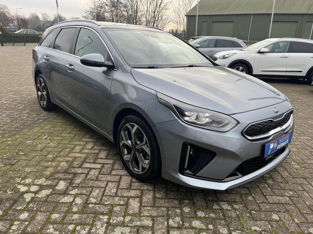 KIA CEE D Ceed Sportswagon 1.6 GDI PHEV ExecutiveLine FULL OPTION | 10 jaar garantie, Schuifdak, Stoelventilatie, Digitaal Display, Leer, Elektr. achterklep, Dealer onderhouden, 1300kg trekgewicht!