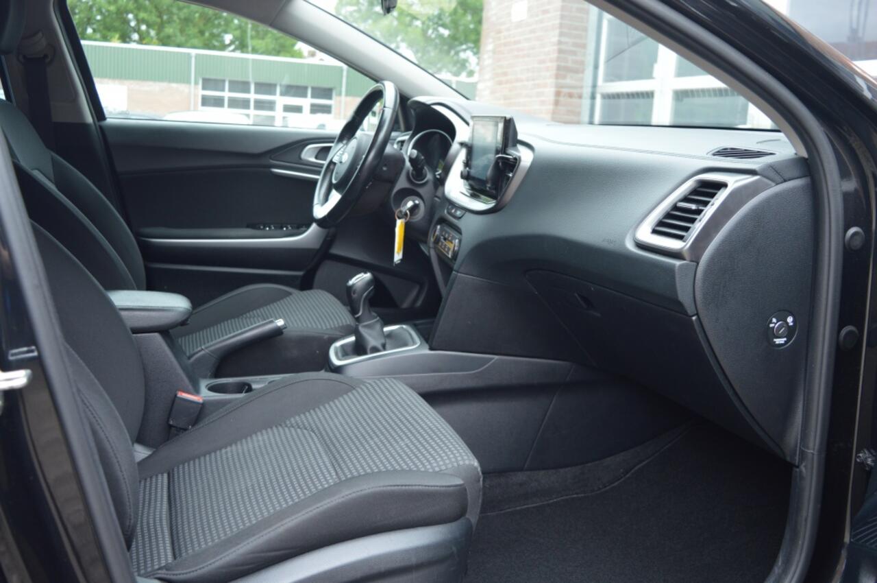 KIA CEE D Ceed Sportswagon 1.0 T-GDi | AIRCO - CAMERA - CARPLAY