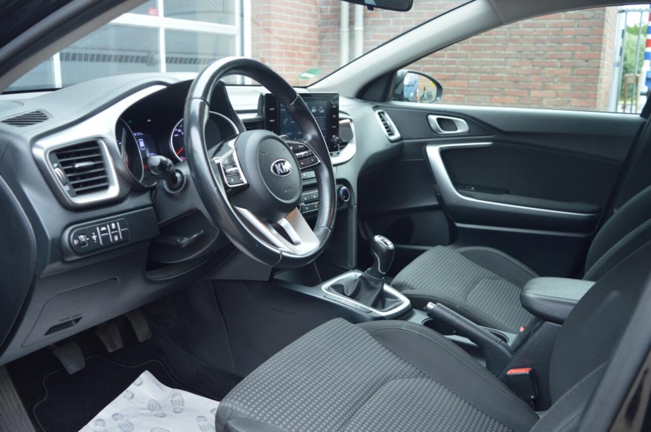 KIA CEE D Ceed Sportswagon 1.0 T-GDi | AIRCO - CAMERA - CARPLAY