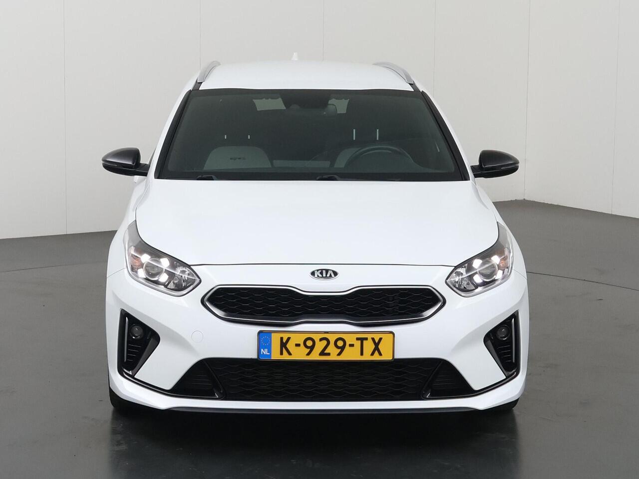 KIA CEE D Ceed Sportswagon 1.5 T-GDi GT-Line Edition | Trekhaak | Navigatie | Parkeercamera | Apple Carplay/Android Auto | Cruise Control |