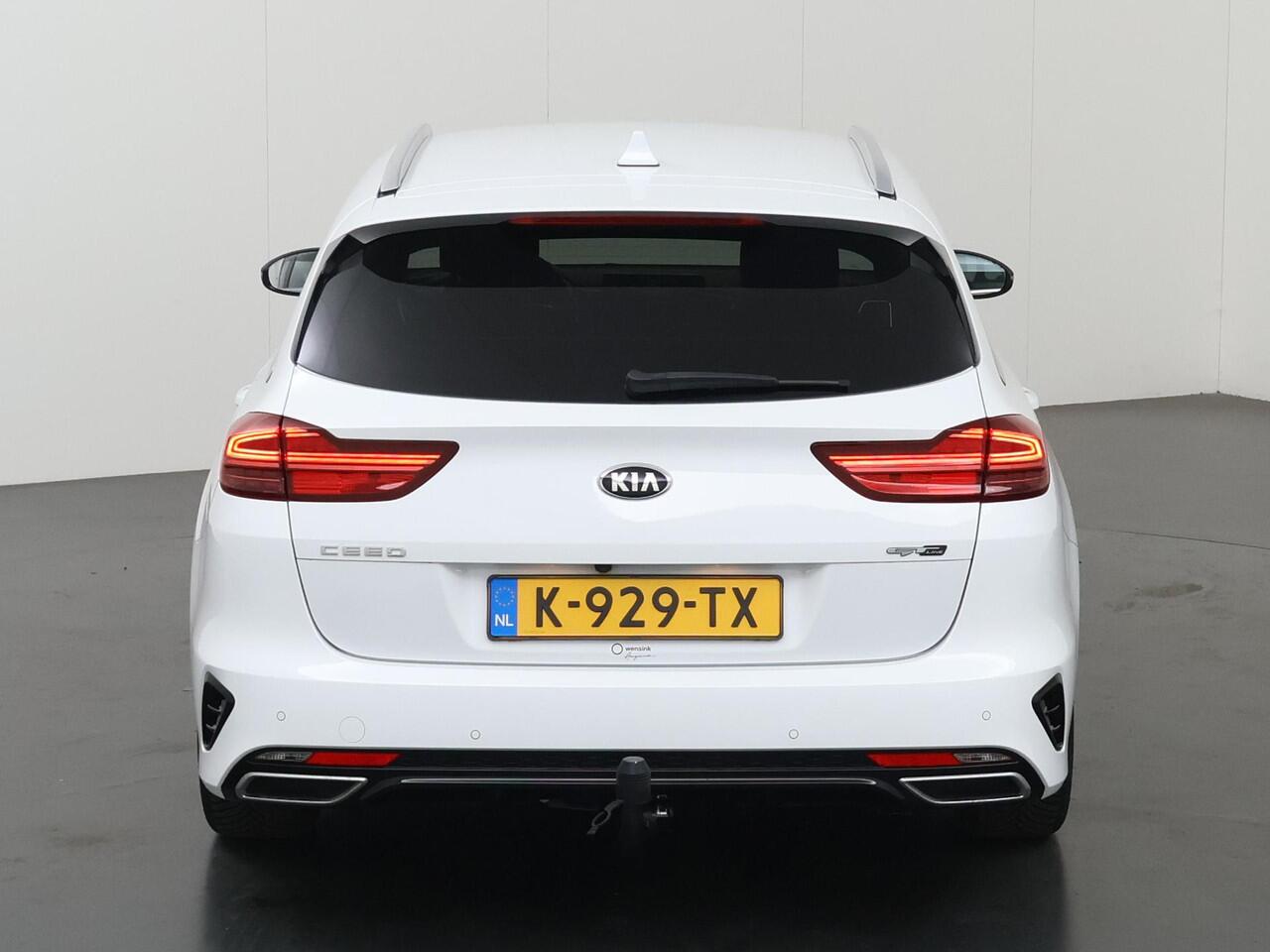 KIA CEE D Ceed Sportswagon 1.5 T-GDi GT-Line Edition | Trekhaak | Navigatie | Parkeercamera | Apple Carplay/Android Auto | Cruise Control |