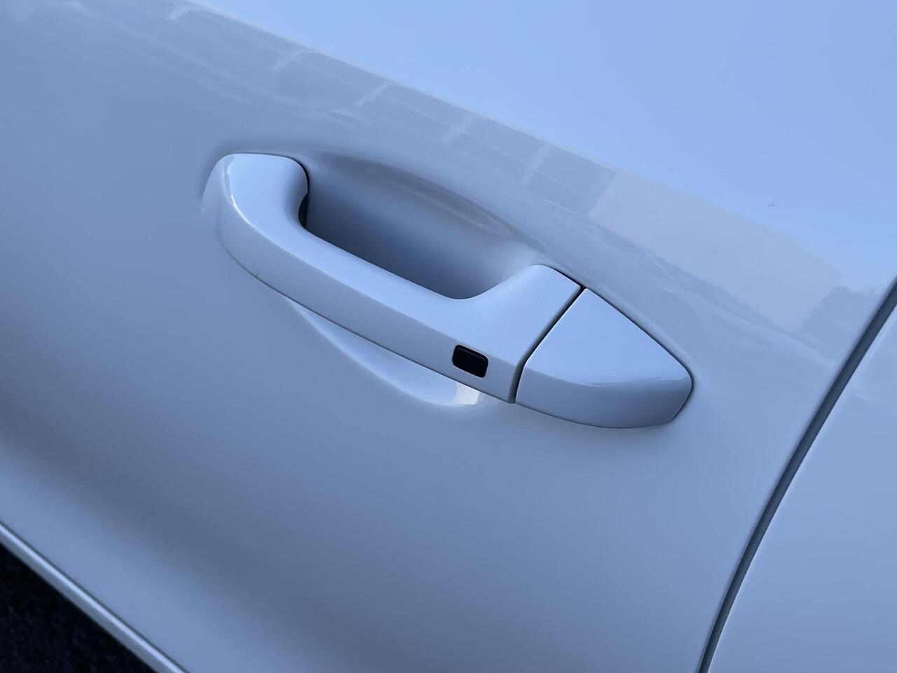 KIA CEE D Ceed Sportswagon 1.5 T-GDi DynamicPlusLine | Stoel/Stuur Verwarming | Climate Control | Achteruitrijcamera