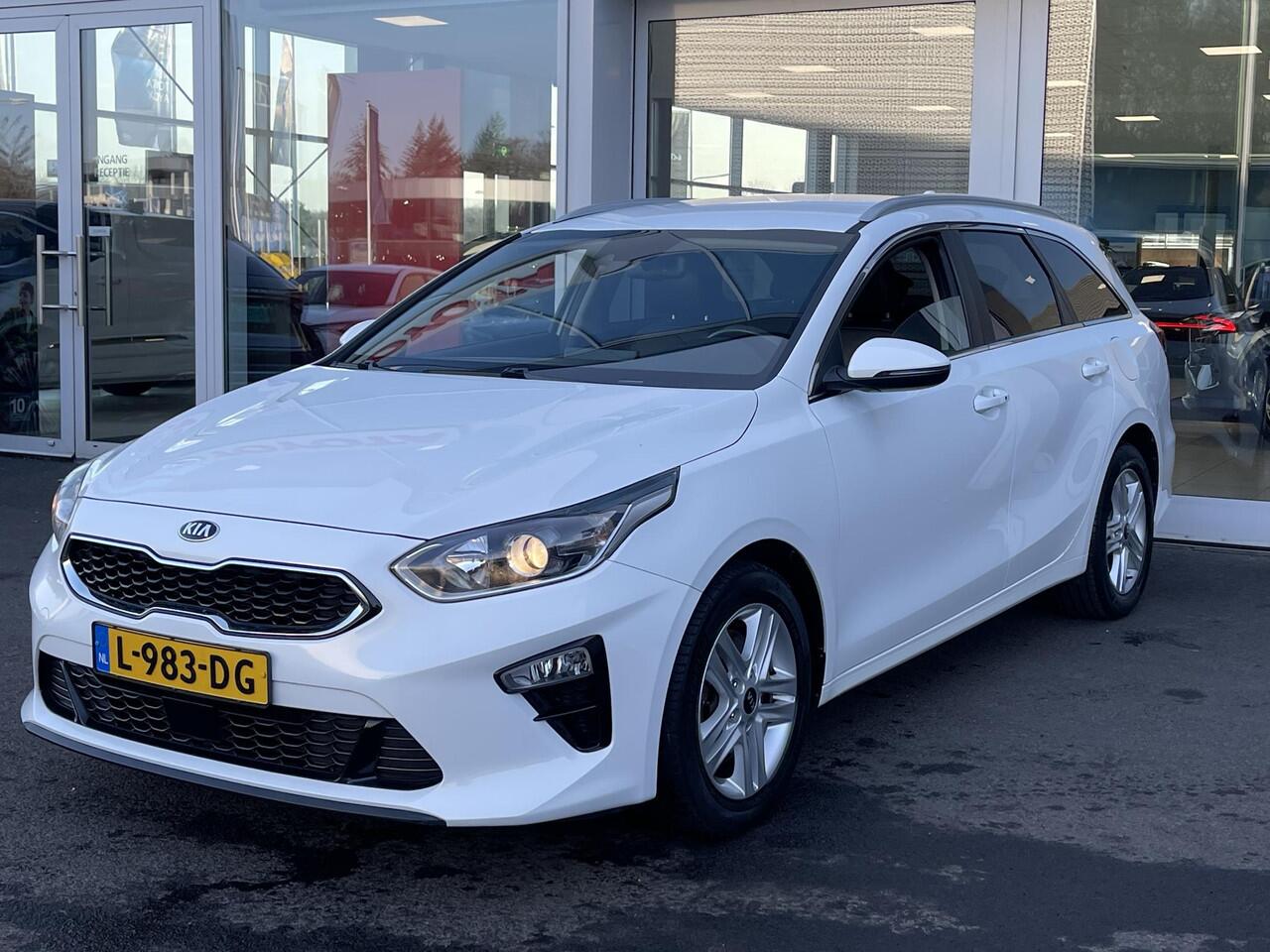KIA CEE D Ceed Sportswagon 1.5 T-GDi DynamicPlusLine | Stoel/Stuur Verwarming | Climate Control | Achteruitrijcamera