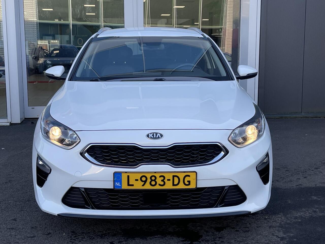 KIA CEE D Ceed Sportswagon 1.5 T-GDi DynamicPlusLine | Stoel/Stuur Verwarming | Climate Control | Achteruitrijcamera
