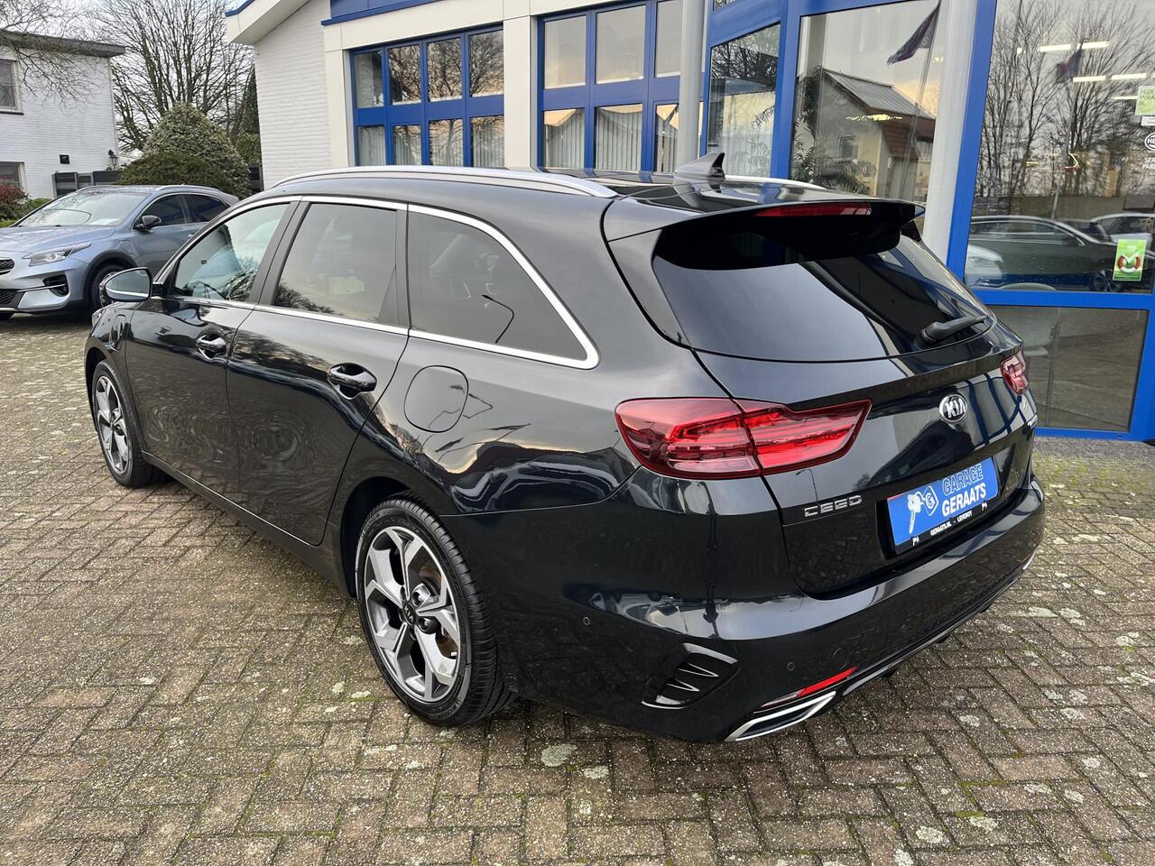 KIA CEE D Ceed Sportswagon 1.6 GDI PHEV ExecutiveLine FULL OPTION | 10 jaar garantie, Schuifdak, Stoelventilatie, Digitaal Display, Leer, Elektr. achterklep, Dealer onderhouden, 1300kg trekgewicht!