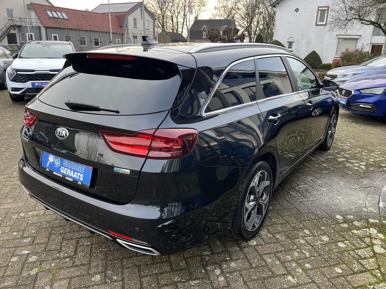 KIA CEE D Ceed Sportswagon 1.6 GDI PHEV ExecutiveLine FULL OPTION | 10 jaar garantie, Schuifdak, Stoelventilatie, Digitaal Display, Leer, Elektr. achterklep, Dealer onderhouden, 1300kg trekgewicht!