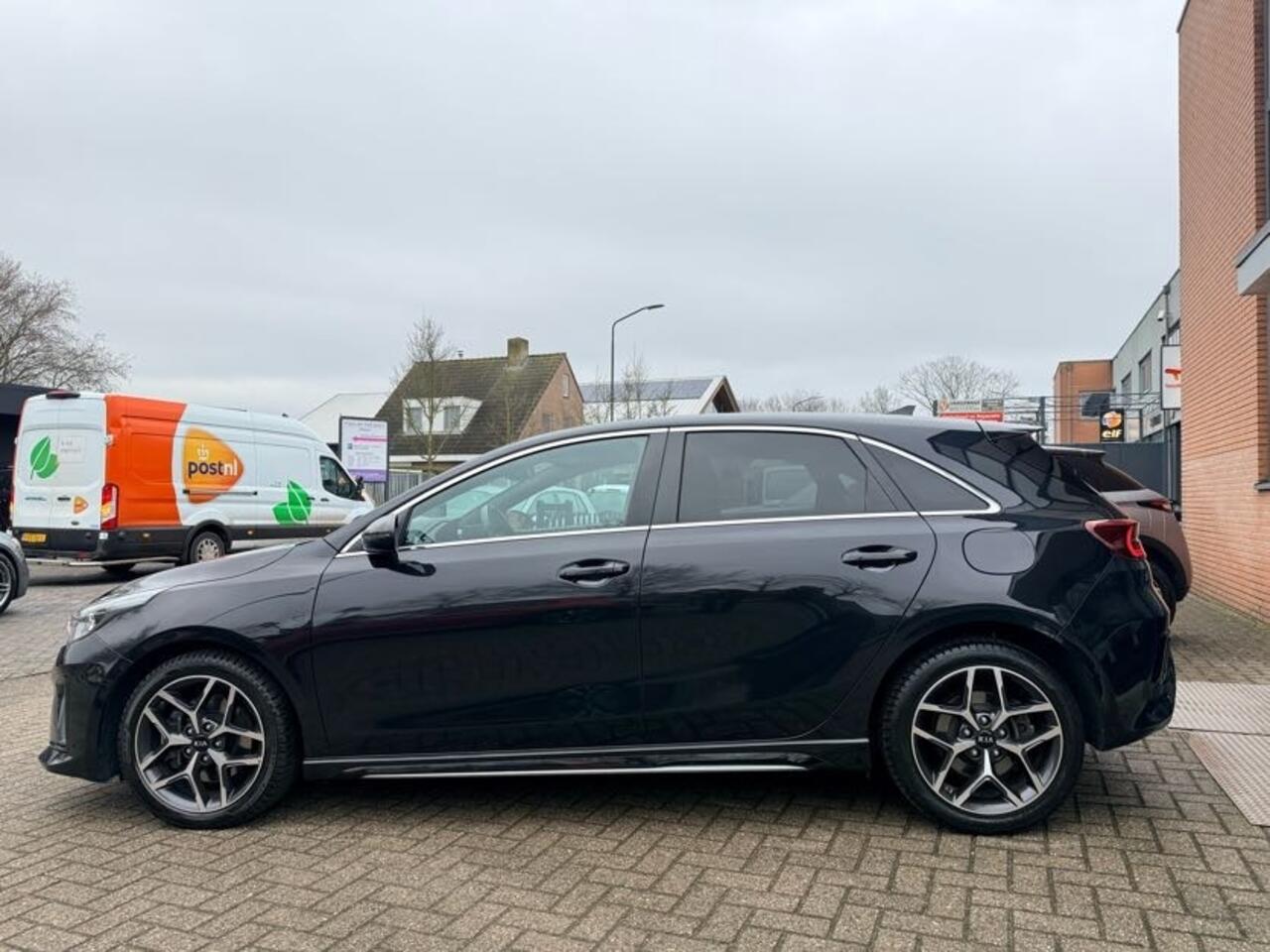 KIA CEE D Ceed 1.5 T-GDi MHEV GT-Line Business Edition