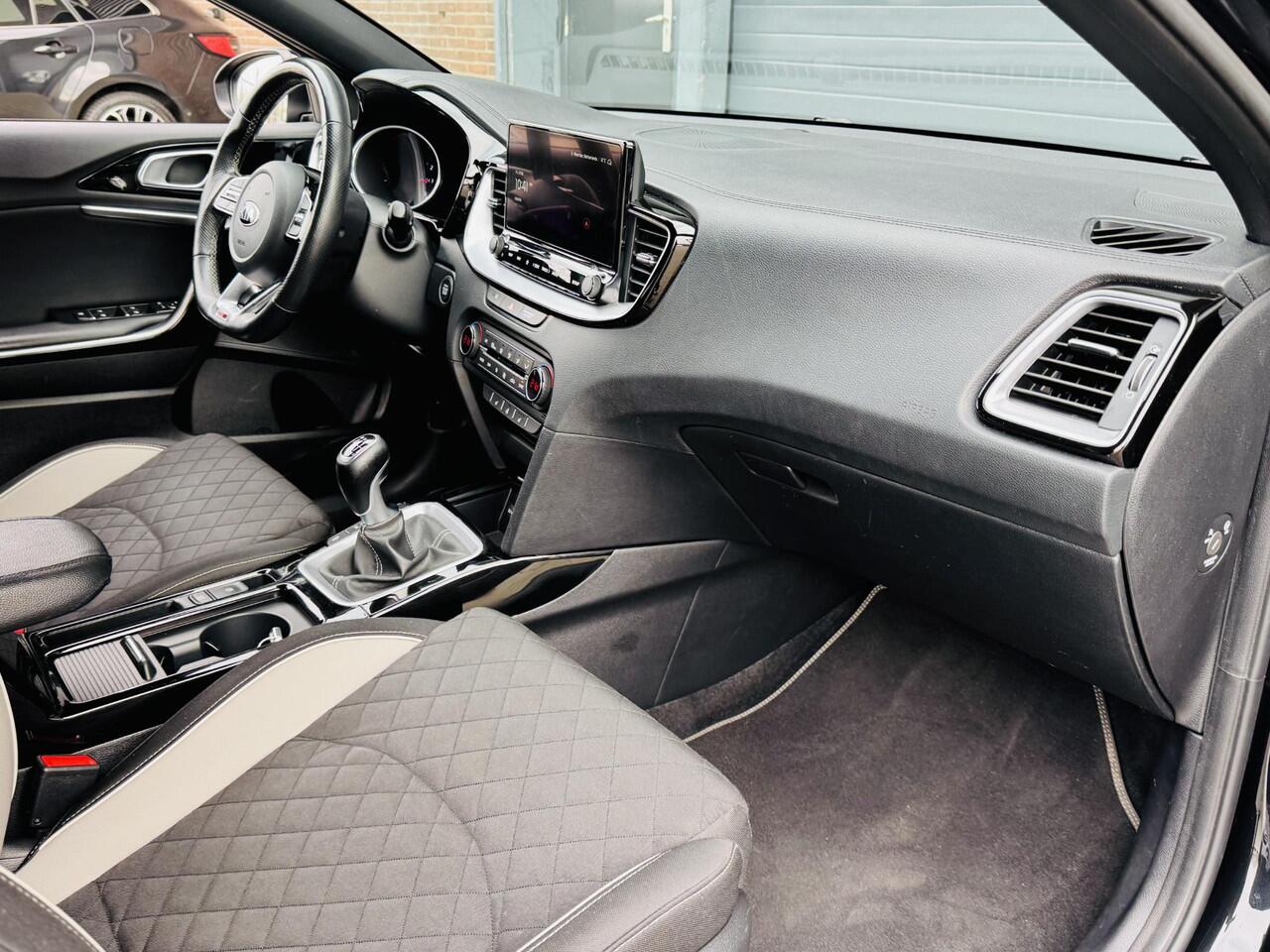 KIA CEE D CEED SPORTSWAGON 1.0 T-GDI GT-LINE BUSINESS EDITION I P-CAMERA I APPLE CARPLAY I CRUISE CONTROL