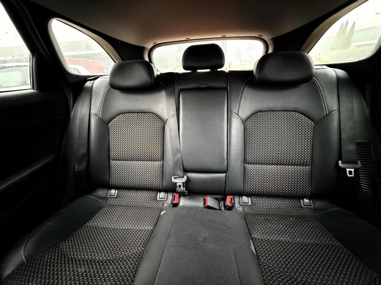 KIA CEE D Ceed Sportswagon 1.6 GDI PHEV DynamicPlusLine - Navigatie - Stoelverwarming - Apple Carplay/Android Auto