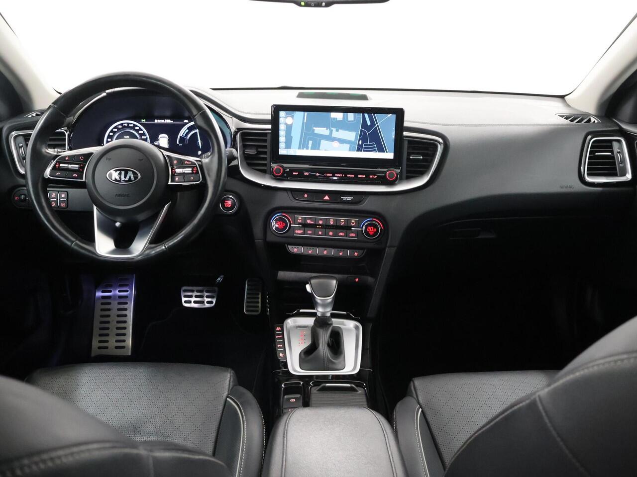 KIA CEE D Ceed Sportswagon 1.6 GDI PHEV ExecutiveLine | Panoramadak | Elekt. Stoelverstelling met geheugen | Stoelventilatie | Stoel/Stuurwielverwarming |