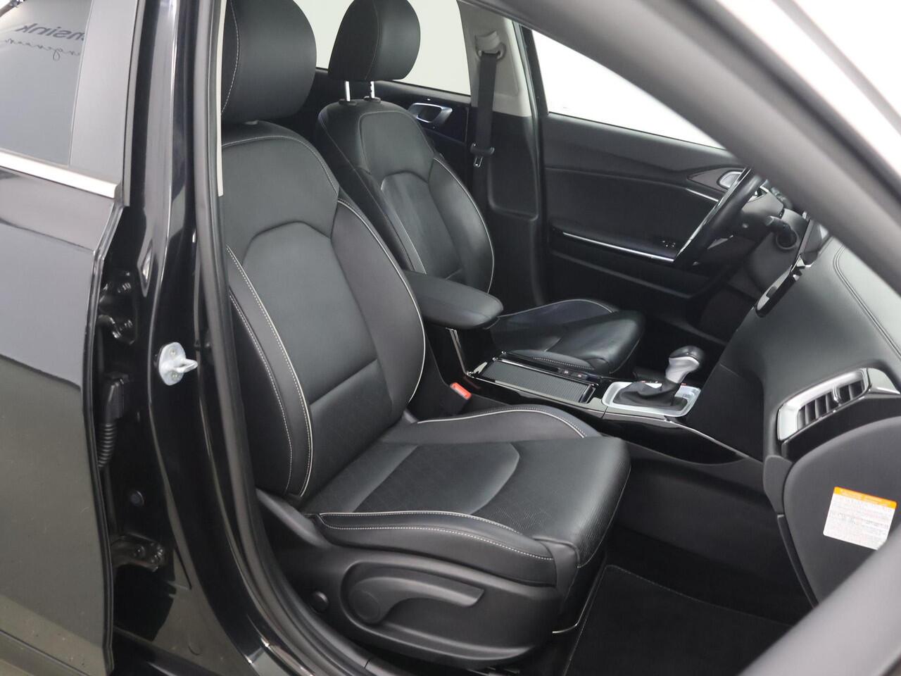 KIA CEE D Ceed Sportswagon 1.6 GDI PHEV ExecutiveLine | Panoramadak | Elekt. Stoelverstelling met geheugen | Stoelventilatie | Stoel/Stuurwielverwarming |