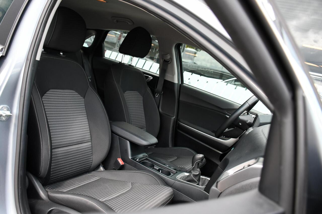 KIA CEE D Ceed DynamicLine 1.0 T-GDi 120pk PDC+CAM./ CRUISE/ NAVI