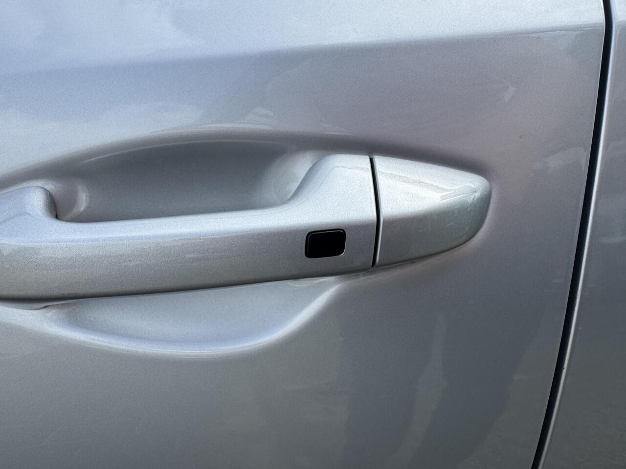 KIA CEE D Ceed Sportswagon 1.0 T-GDi DynamicPlusLine | Stoel/Stuurverwarming | Dodehoekdetectie | Keyless | Draadloos Opladen | Enz...