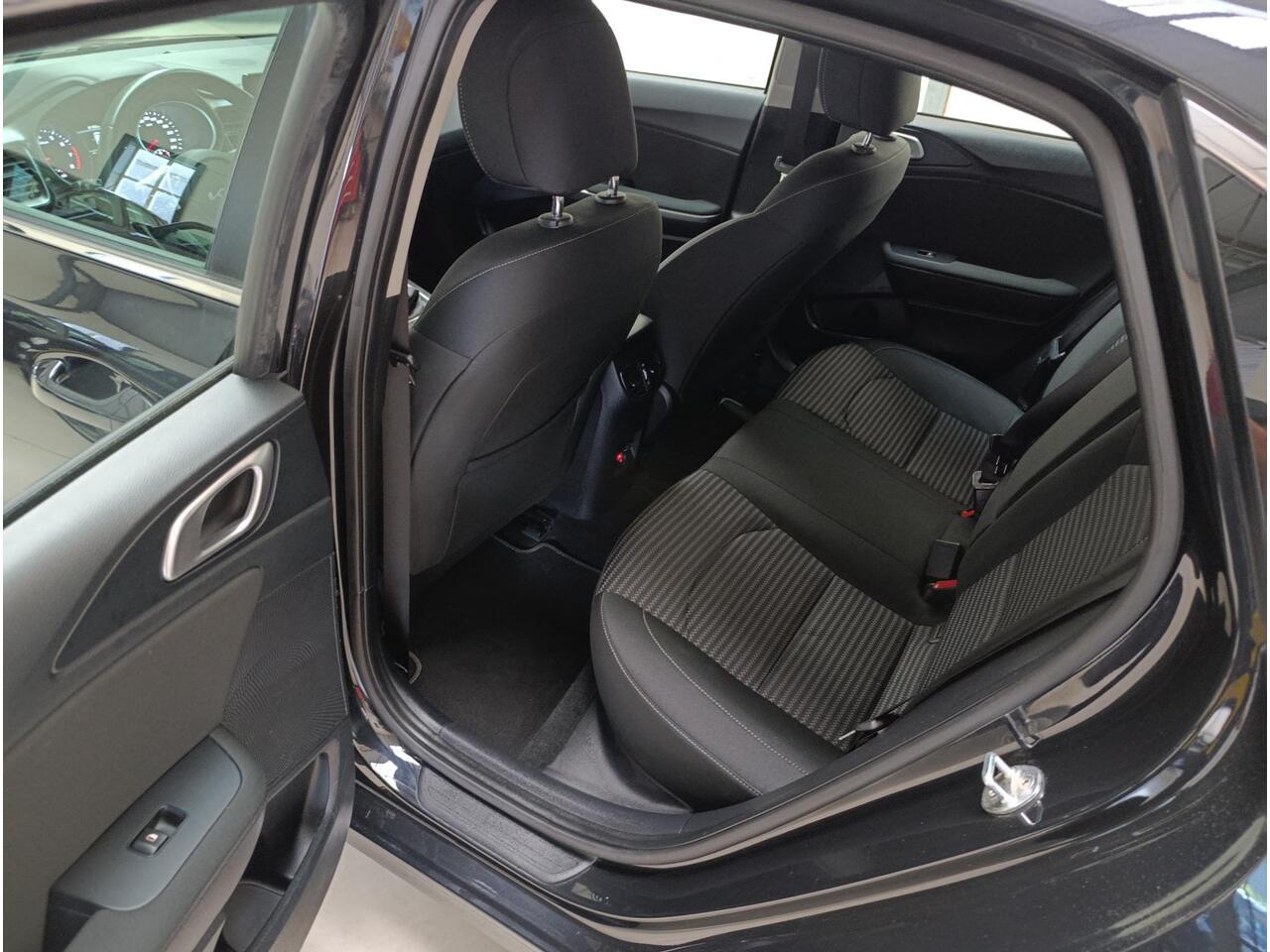 KIA CEE D Ceed 1.0 T-GDi DynamicLine Ecc | Lmv | Navi | Camera | Pdc