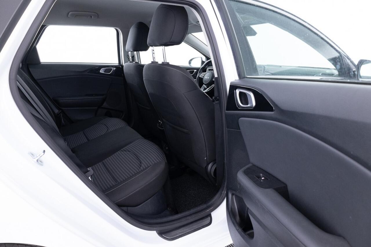 KIA CEE D Ceed Sportswagon 1.6 GDi PHEV Dynamicline | Full LED | NAVI | ECC | Automaat