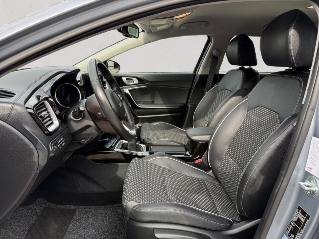 KIA CEE D 1.0 T-GDi Dynamic PlusLine