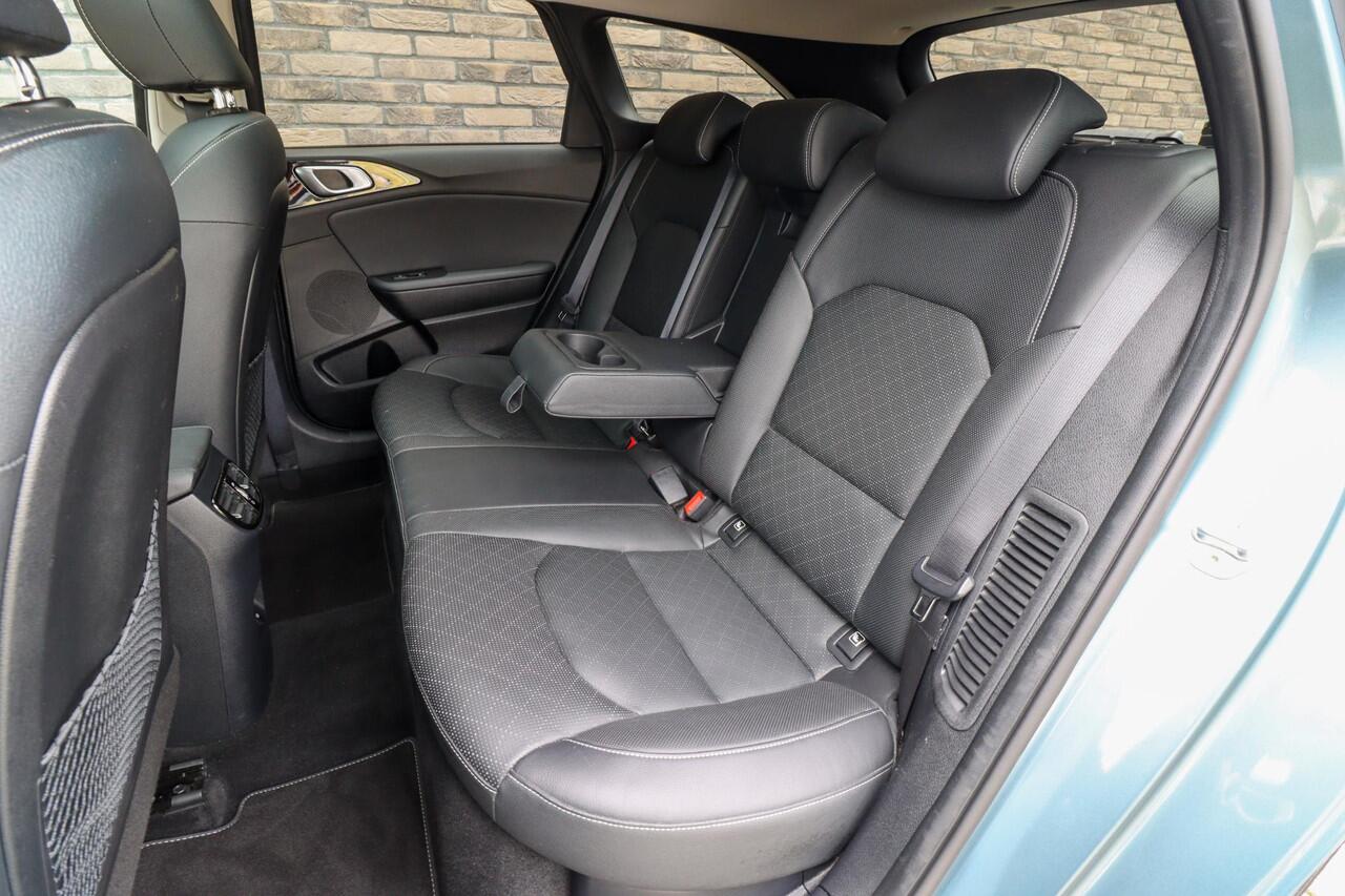 KIA CEE D Ceed Sportswagon 1.6 GDI PHEV ExecutiveLine | Trekhaak | Panoramadak | Leer | Rijklaarprijs - incl.garantie