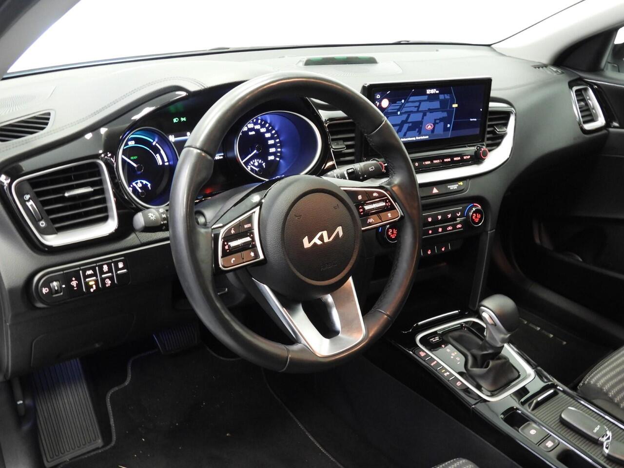 KIA CEE D Ceed Sportswagon 1.6 GDI PHEV Plug-In DynamicLine NAVI/CAMERA/LED/16"LMV!