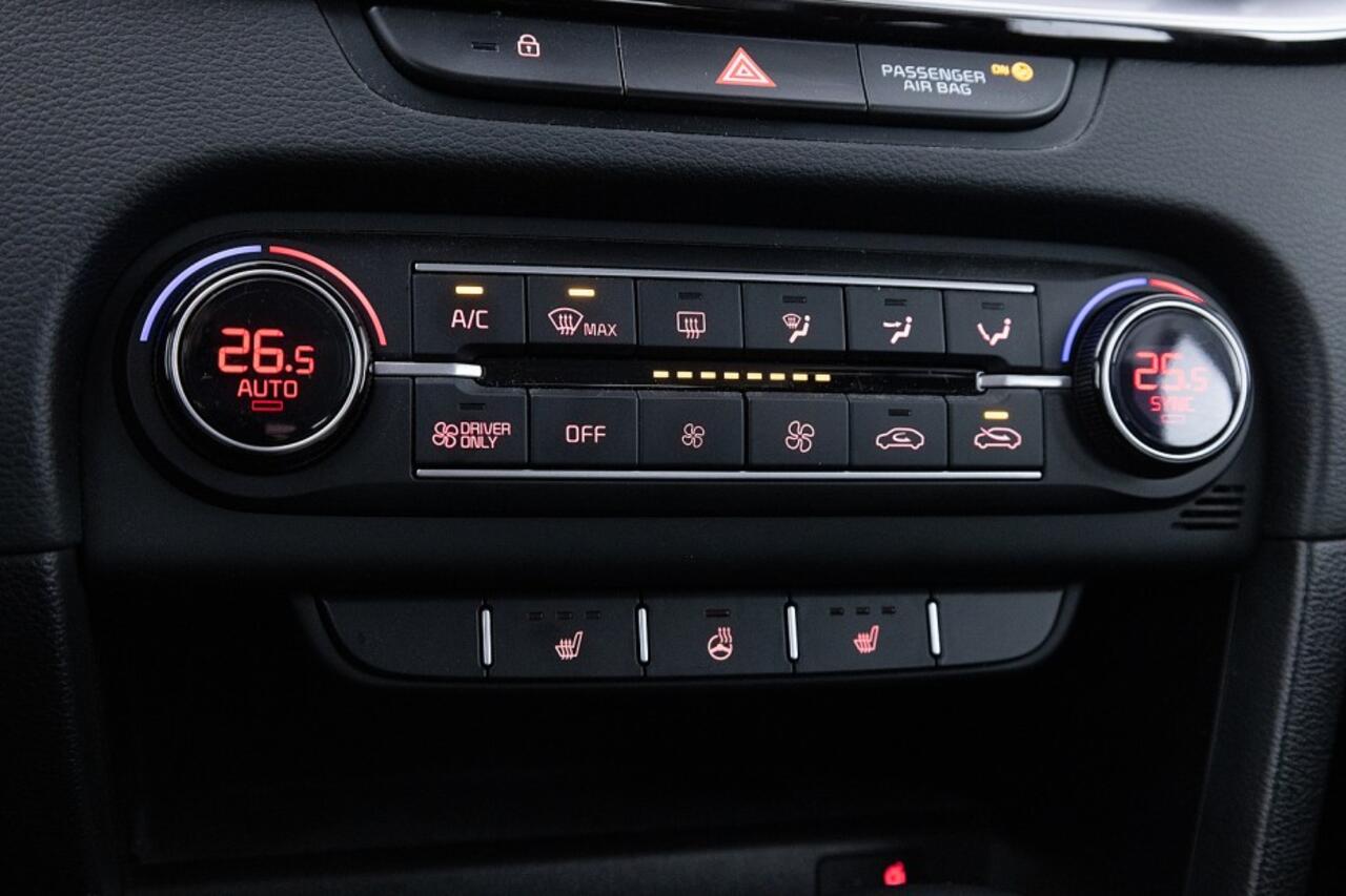 KIA CEE D Ceed 1.6 GDi PHEV DynamicLine | Full LED | ECC | CARPLAY