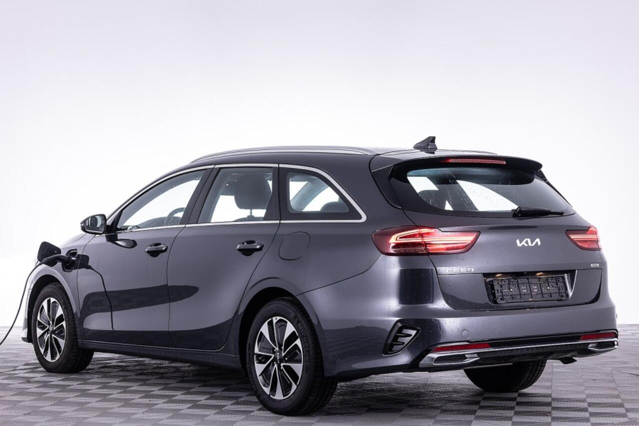 KIA CEE D Ceed 1.6 GDi PHEV DynamicLine | Full LED | ECC | CARPLAY