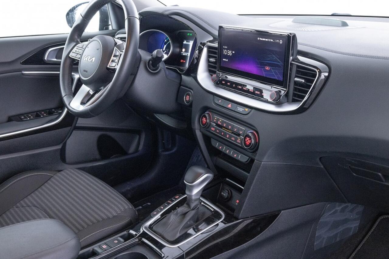 KIA CEE D Ceed 1.6 GDi PHEV DynamicLine | Full LED | ECC | CARPLAY