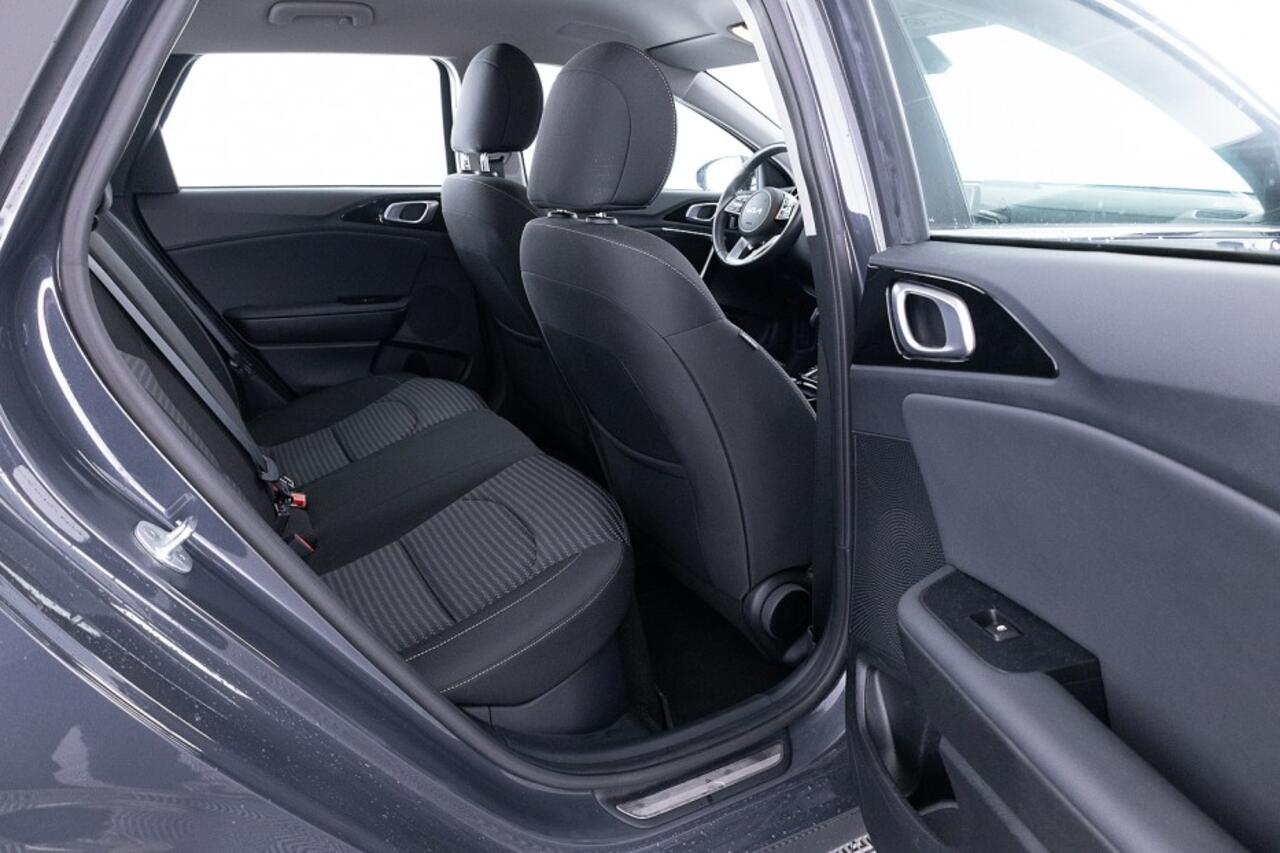 KIA CEE D Ceed 1.6 GDi PHEV DynamicLine | Full LED | ECC | CARPLAY