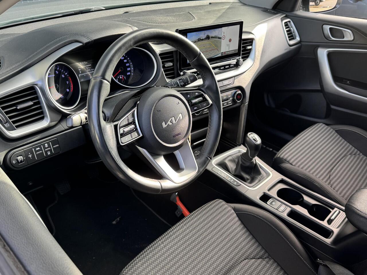 KIA CEE D CEED SPORTSWAGON 1.0 T-GDI DYNAMICLINE I P-CAMERA I APPLE CARPLAY I ADAPT. CRUISE CONTROL I NAVIGATIE