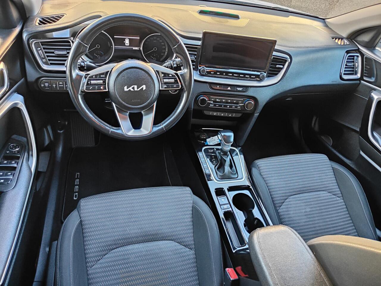 KIA CEE D Ceed Sportswagon 1.6 GDI PHEV DynamicLine Plug-in / Keyless / Navi / Carplay