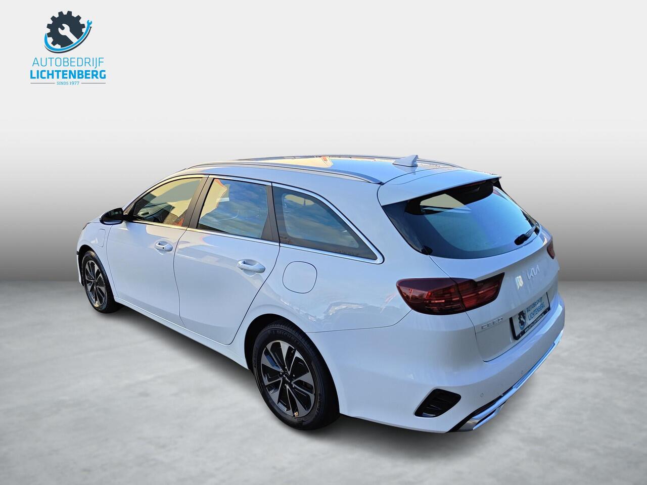 KIA CEE D Ceed Sportswagon 1.6 GDI PHEV DynamicLine Plug-in / Keyless / Navi / Carplay