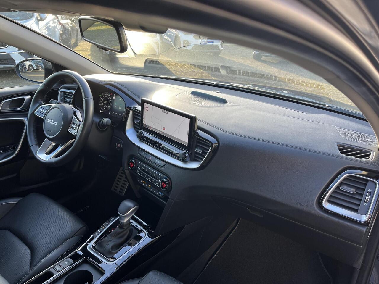 KIA CEE D Ceed Sportswagon 1.6 GDI PHEV ExecutiveLine | 10 jaar garantie, Stoelventilatie, Elektr. stoel, Digitaal Display, Leer, Elektr. achterklep, 1e eigenaar, 1300kg trekgewicht!