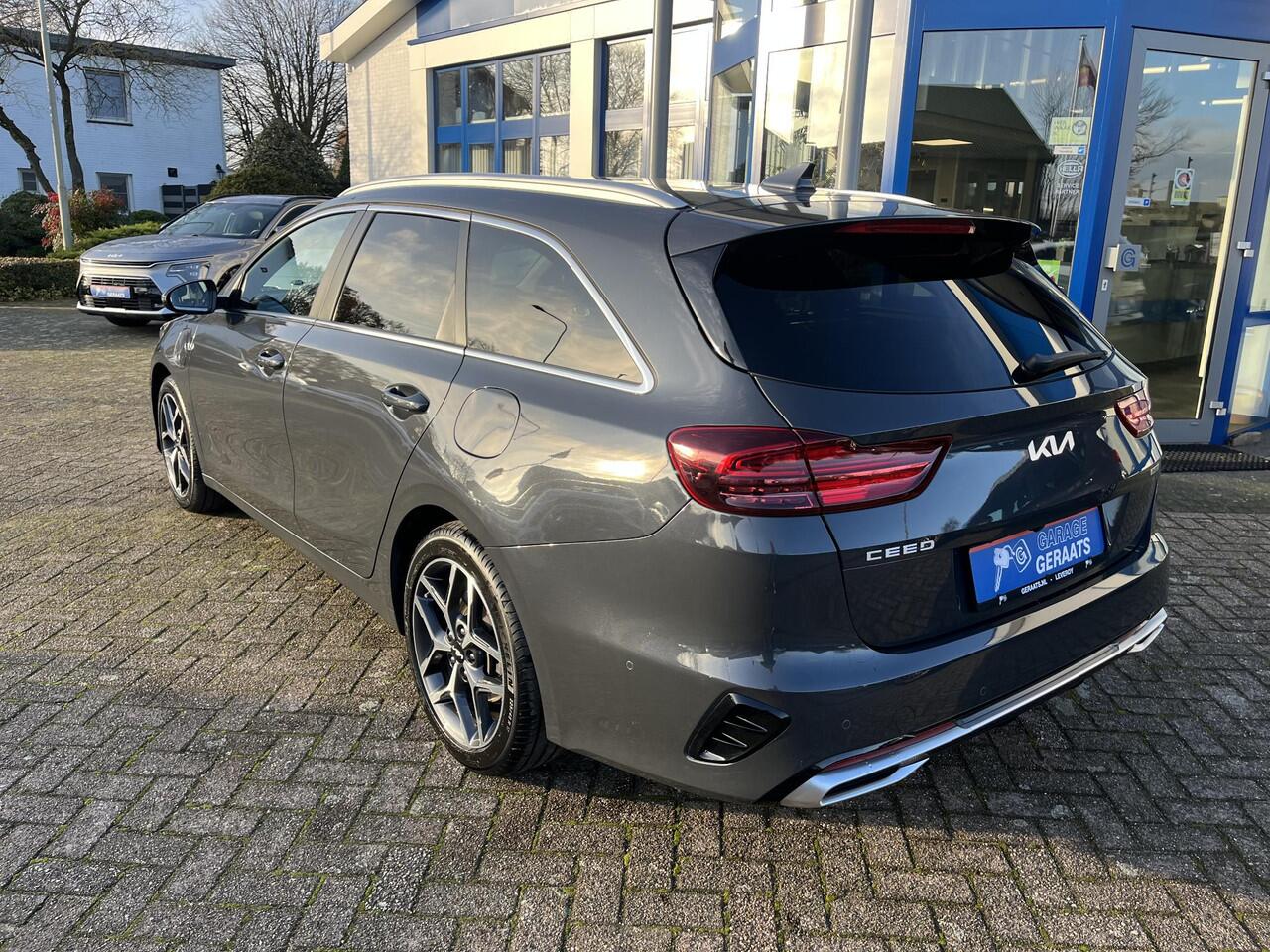 KIA CEE D Ceed Sportswagon 1.6 GDI PHEV ExecutiveLine | 10 jaar garantie, Stoelventilatie, Elektr. stoel, Digitaal Display, Leer, Elektr. achterklep, 1e eigenaar, 1300kg trekgewicht!