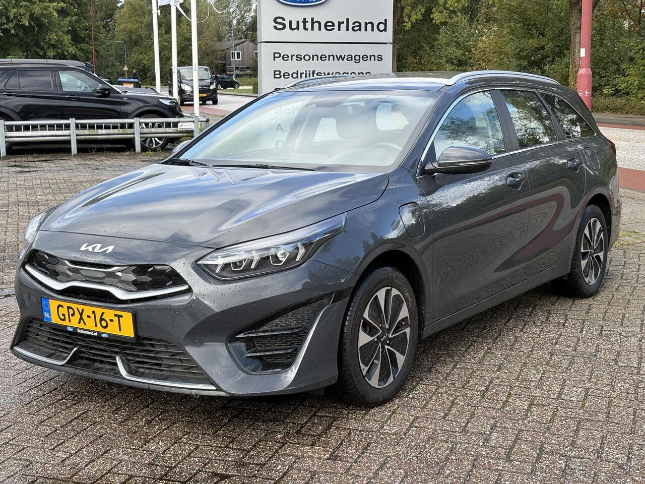 KIA CEE D Ceed Sportswagon 1.6 GDI PHEV DynamicLine | 140pk Automaat | Stoelverwarming | Camera | Navigatie | Climate control