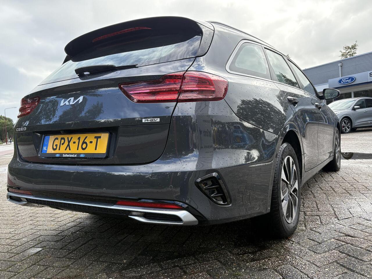 KIA CEE D Ceed Sportswagon 1.6 GDI PHEV DynamicLine | 140pk Automaat | Stoelverwarming | Camera | Navigatie | Climate control