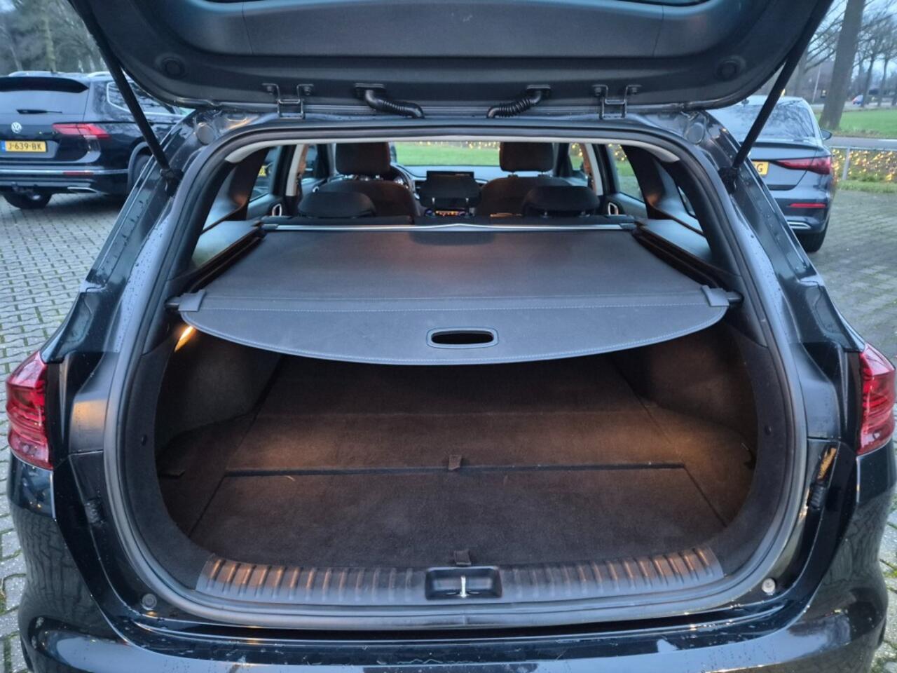 KIA CEE D 1.5 T-GDI DYNAMICLINE, TREKHAAK, CAMERA, APPLECARPLAY/ANDROID AUTO, ALL IN PRIJS.