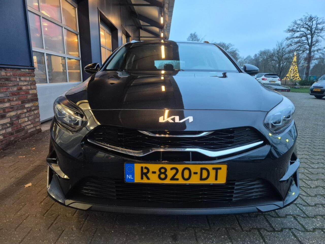KIA CEE D 1.5 T-GDI DYNAMICLINE, TREKHAAK, CAMERA, APPLECARPLAY/ANDROID AUTO, ALL IN PRIJS.