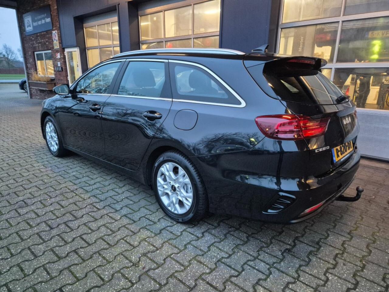 KIA CEE D 1.5 T-GDI DYNAMICLINE, TREKHAAK, CAMERA, APPLECARPLAY/ANDROID AUTO, ALL IN PRIJS.