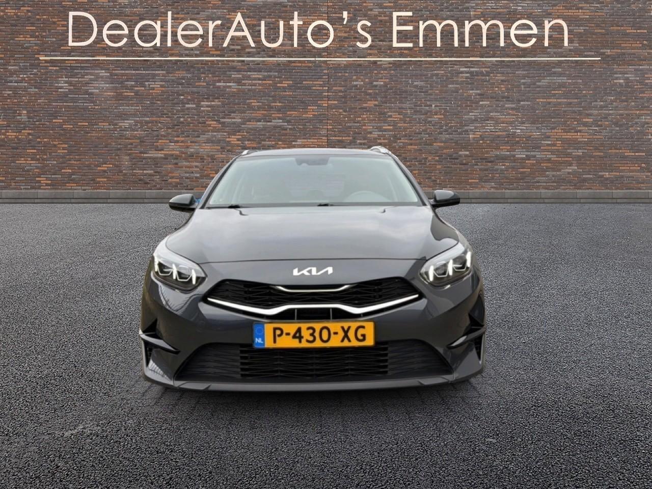 KIA CEE D Ceed Sportswagon 1.5 T-GDi ECC LMV NAVI CRUISE LED