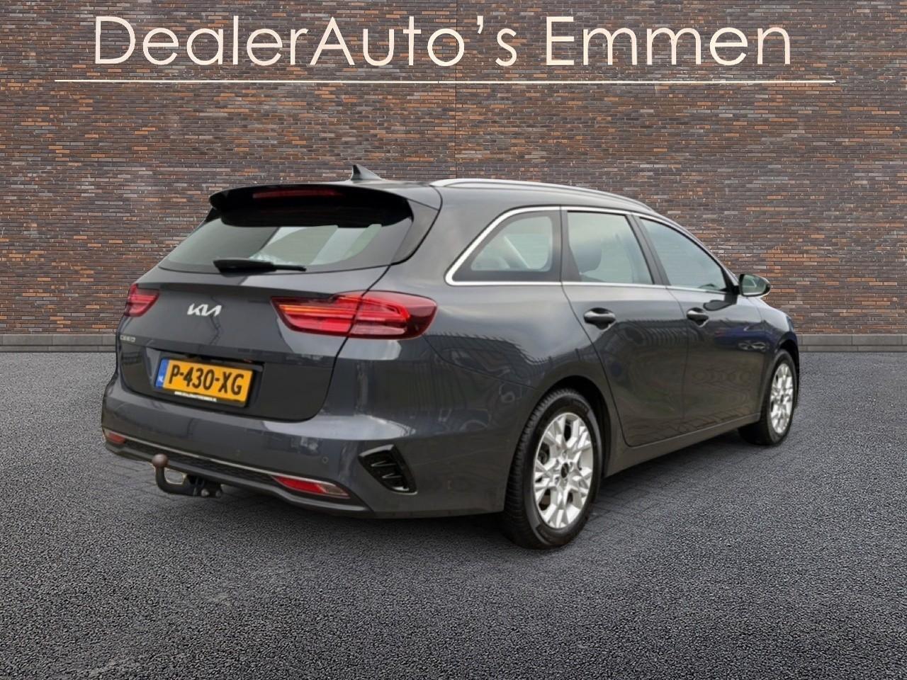 KIA CEE D Ceed Sportswagon 1.5 T-GDi ECC LMV NAVI CRUISE LED