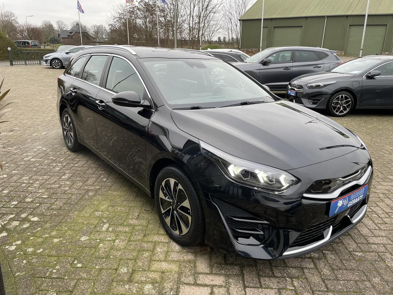 KIA CEE D Ceed Sportswagon 1.6 GDI PHEV DynamicPlusLine | Elektr. achterklep, Dodehoek detectie, LED, Keyless, Parkeersensoren + Camera, 10 jaar garantie!