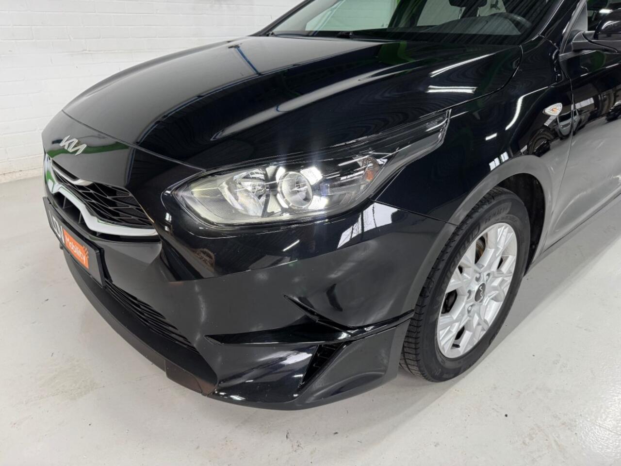 KIA CEE D 1.0 T-GDI DynamincPlusLine / Full-LED / Apple Carplay / Android Auto / Stuur verwarmd