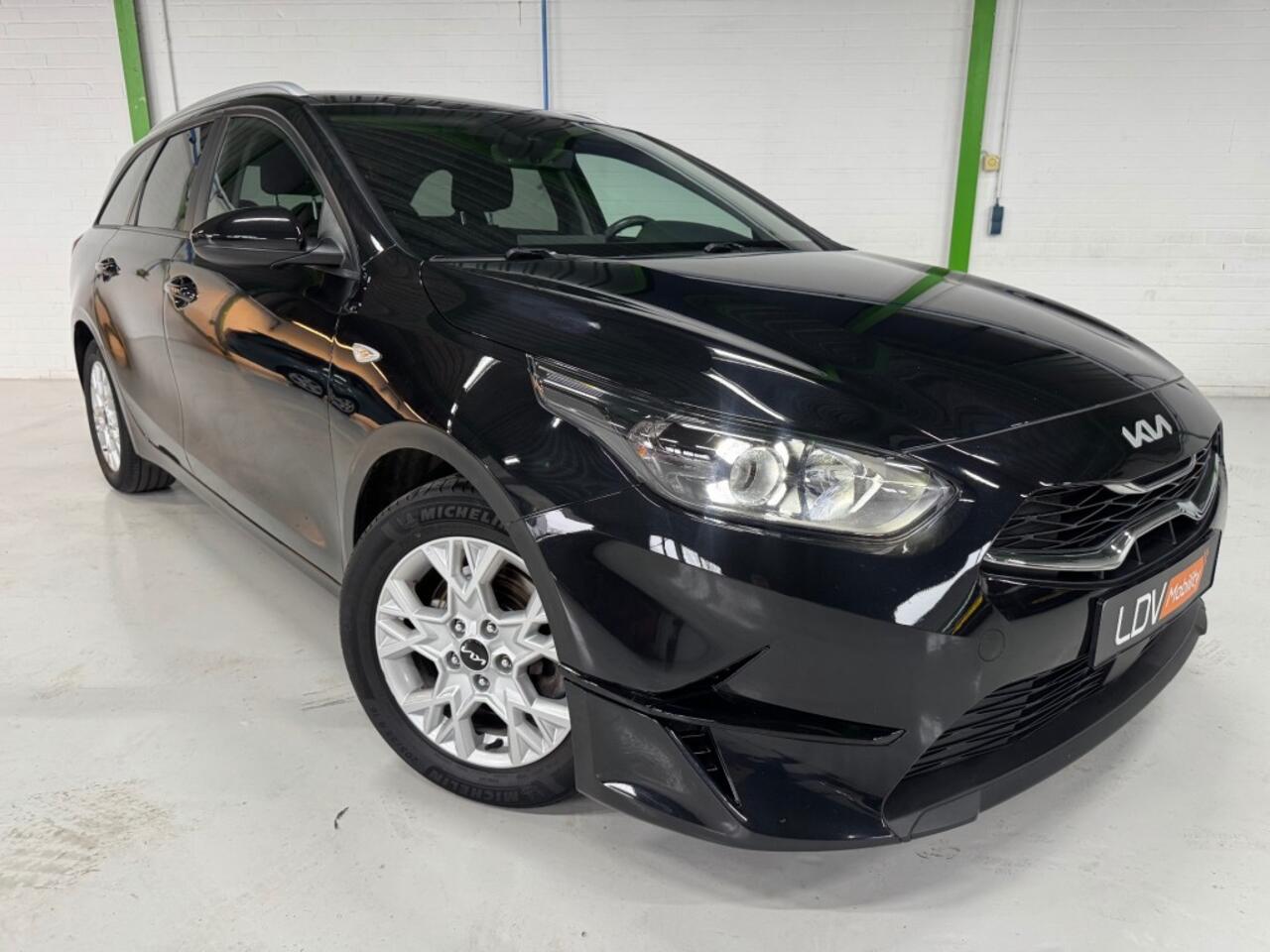 KIA CEE D 1.0 T-GDI DynamincPlusLine / Full-LED / Apple Carplay / Android Auto / Stuur verwarmd