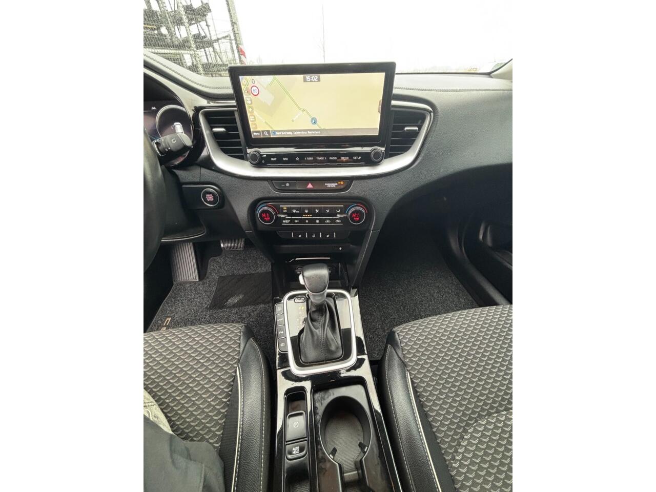 KIA CEE D 1.6 GDI PHEV DYN+L.