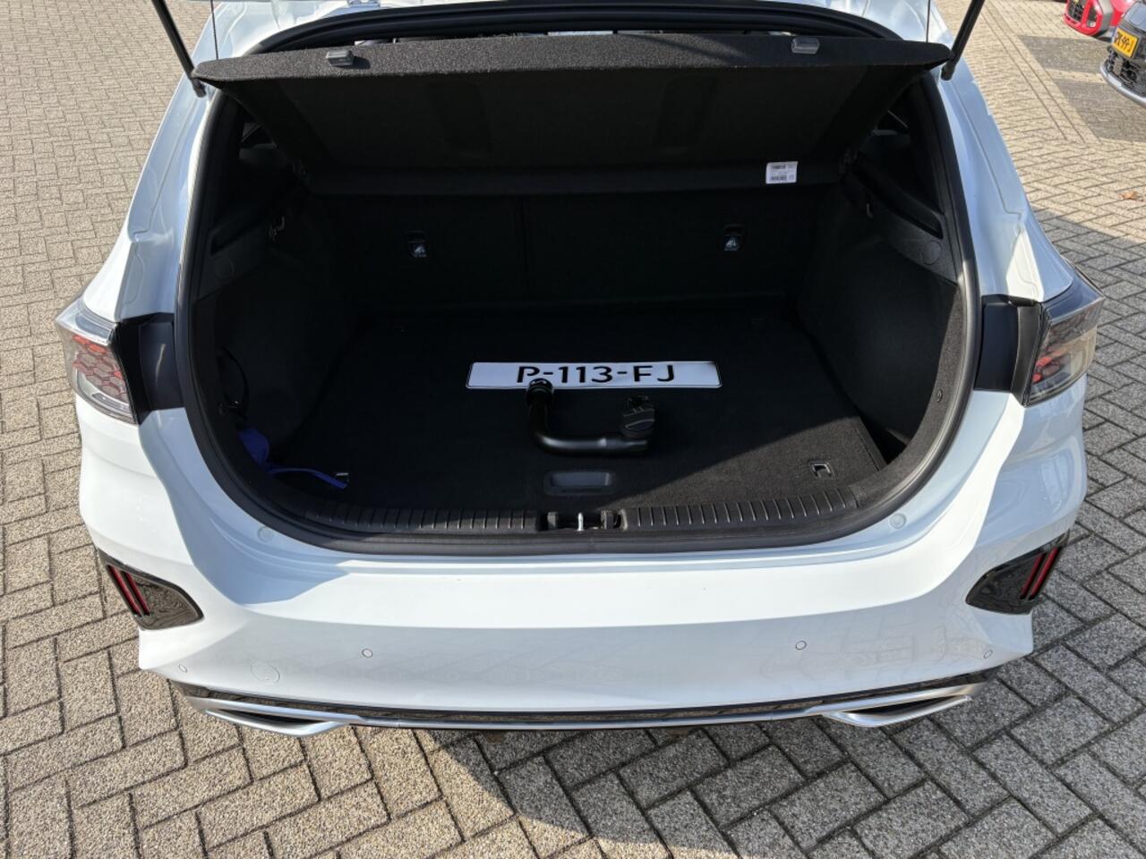 KIA CEE D Ceed 1.0 T-GDi GT-Line + AFNEEMBARE TREKHAAK