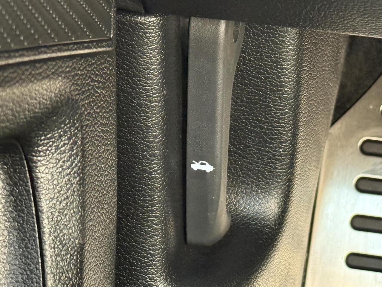 KIA CEE D Ceed 1.5 T-GDi GT-Line | ACHTERUITRIJCAMERA | NAVIGATIE SYSTEEM | CLIMATE CONTROL | AFNEEMBARE TREKHAAK |