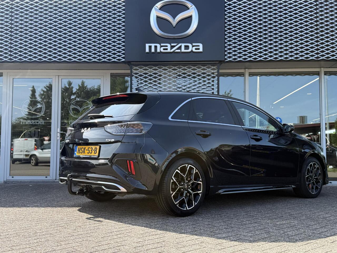 KIA CEE D Ceed 1.5 T-GDi GT-Line | ACHTERUITRIJCAMERA | NAVIGATIE SYSTEEM | CLIMATE CONTROL | AFNEEMBARE TREKHAAK |