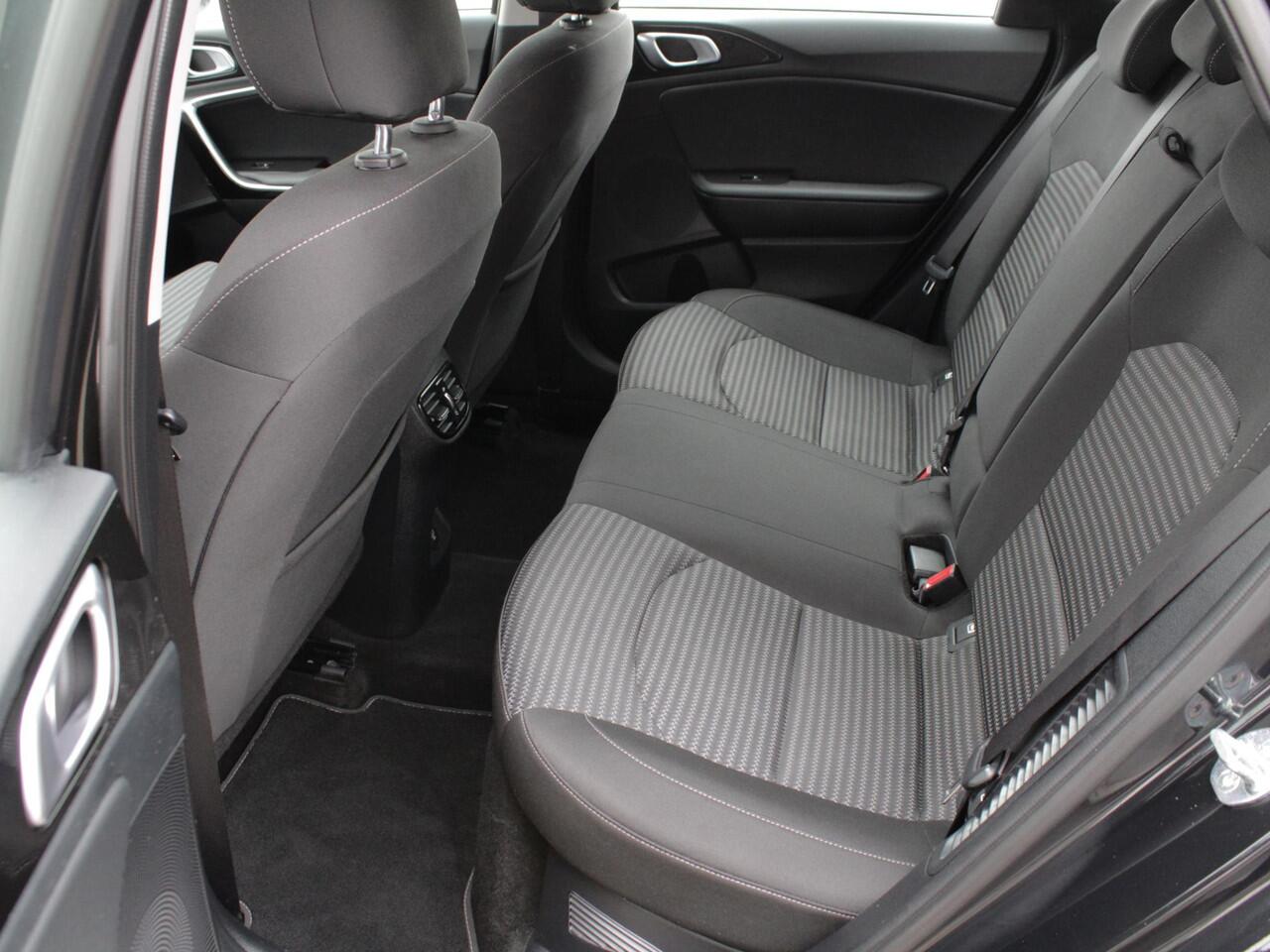 KIA CEE D Ceed Sportswagon 1.6 GDI PHEV DynamicLine | Carplay / A.Auto | Clima | Camera | Lm-Velgen