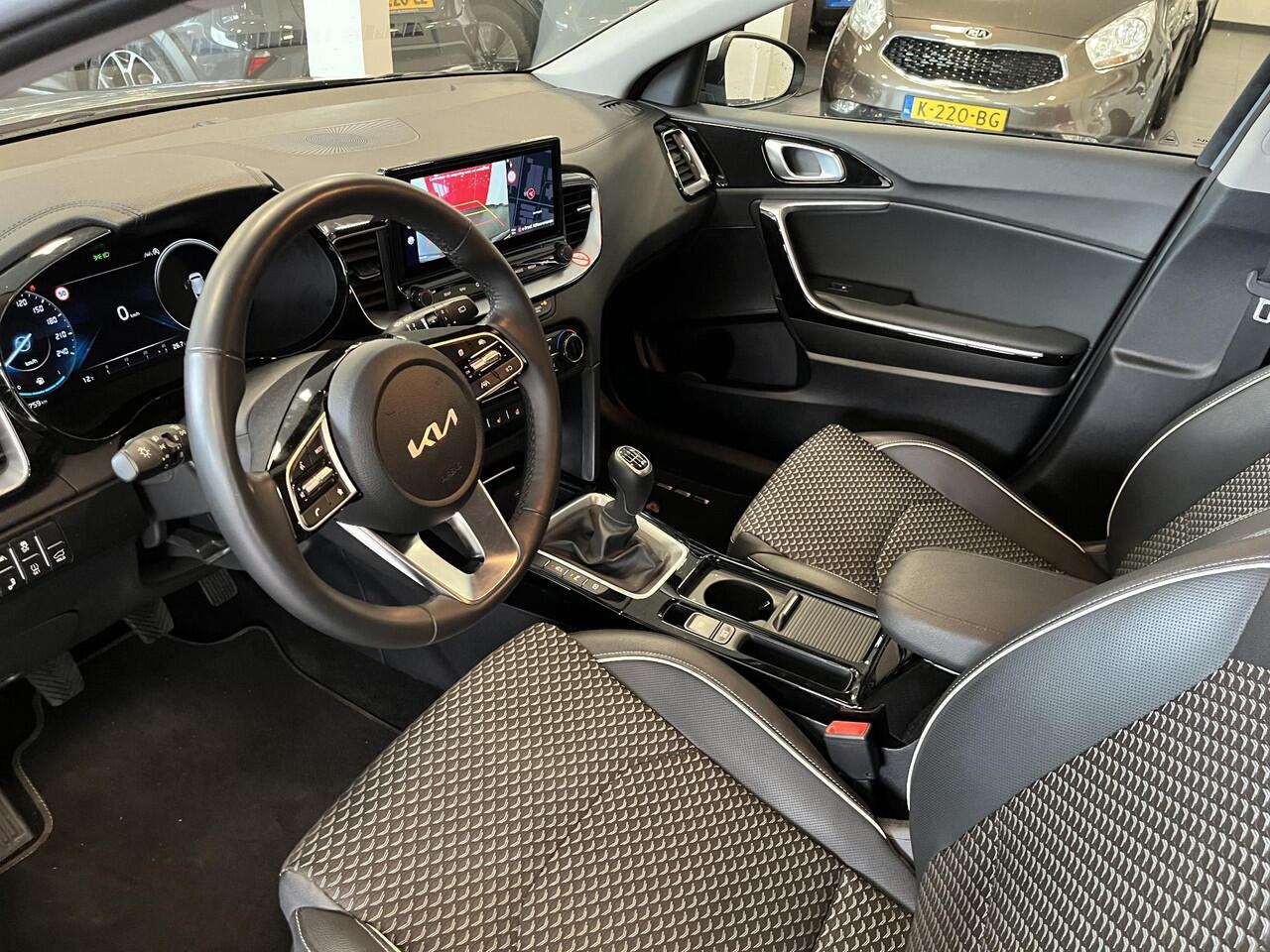 KIA CEE D Ceed Sportswagon 1.0 T-GDi DynamicPlusLine Klimaat Controle, Dodehoekdetectie, Cruise Control, Stuur en stuurverwarming, Apple Carplay, Android Auto